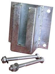Poteau bois 7 7 : Support Pour Poteau Bois A Fixer 7x7 Cm Brico Depot