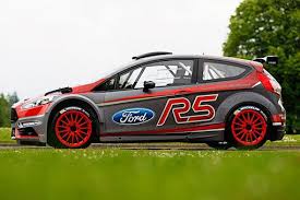 fiesta最新rally car亮相 fiesta r5底定8月參賽 u car f1 賽車 car ford dream cars