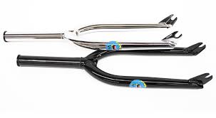 Be it hitting parks, trails or street riding this bike has you. Colony Bmx Sweet Tooth Forks The Village Bmx
