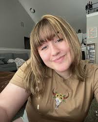 Alex Donovan (@alexandriadonovann) • Instagram photos and videos