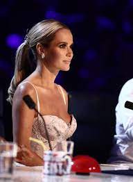 Deviantart is the world's largest online social community for artists and art enthusiasts. Five Secrets To Looking Like Amanda Holden At Age 47 Talent Recap