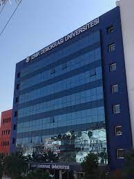 İzmir demokrasi üniversitesi köklü ve sağlam bir üniversite olma yolunda bazı değerler üzerinde yükselmektedir. Izmir Democracy University Wikipedia