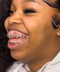 Debbie souffrant HotTea