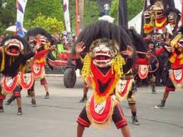 Gambar mentahan kartu member grup kesenian jaranan. Gambar Barongan Jaranan