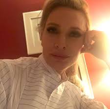 Cate blanchett was born on may 14, 1969 in melbourne, victoria, australia, to june (gamble), an australian teacher and property developer, and robert dewitt blanchett, jr. Cate Blanchett Vergleichen Sie Die Korpergrosse Das Korpergewicht Die Korpermasse Mit Anderen Beruhmtheiten Stellameus