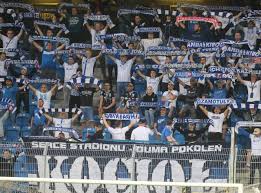 Lech poznań have scored an average of 1.4 goals per game and pogoń szczecin has scored 0.9 goals per game. Lech Poznan Pogon Szczecin Kibice Wrocili Na Trybuny Po Zamknieciu Stadionow Zwiazanym Z Pandemia Koronawirusa Zobacz Zdjecia Fanow Glos Wielkopolski