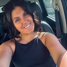 The wise lady's cakes and goodies