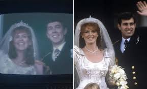 Maybe you would like to learn more about one of these? 27 Momente Aus Staffel 4 Von The Crown Die Zeigen Wie Detailgetreu Die Serie Ist