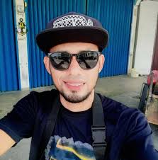 Bro has the coldest walkout of 2024 Via: @thebulldogchubbs #XGames  #Skateboarding #Dogs