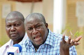 Kalembe ndile once called ruto a thief, for grabbing muteshi land and building weston hotel on grabbed land may his soul rest in peace Former Kibwezi Mp Kalembe Ndile Dies After Long Illness