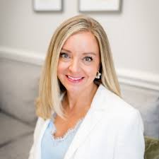 I'm thrilled to announce that Ashley Kayembe, LCSWA will be joining the  Reclaim Counseling & Wellness team in Charlotte.