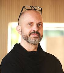 Rozhovor s Tomášem Bayerem z Hair Salonu GRYF