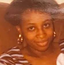 Lorinda Robinson's Instagram, Twitter & Facebook