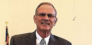 Pastor marking 35 years with church