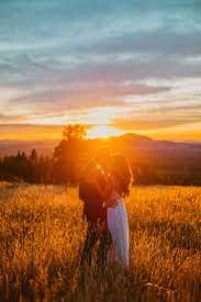 Obsessed With This Sunset Couples Engagement Shoot At Humphrey S Peak In Flagstaff Arizona Thi Sunset Couple Photography Sunset Photography Sunset Pictures