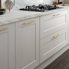 Chelford Dove Grey Kitchen Fitted Kitchens Howdens Kitchen Cabinet Styles Kitchen Door Handles Grey Shaker Kitchen