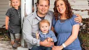 The 19 kids and counting star, a former welcome member in republican circles, has fallen from grace following last. Reality Star Josh Duggar Of 19 Kids And Counting Inappropriately Touched Sisters As Teen Parents Say Cbs News