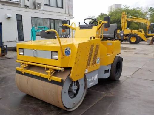 Sakai TW350-1 Smooth Drum Roller