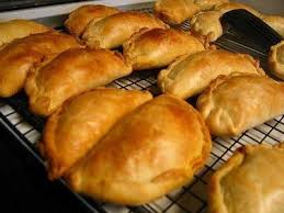 Nigerian Meat Pies Afrikanische Piroggen Herzhaft Rezept Rezepte Afrikanisches Essen Teigtaschen Rezept