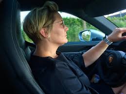 Porsche. Großer Handwerker-Test: Elektriker vs. Schornsteinfeger - lebalcony