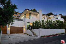2827 Las Alturas St Los Angeles Ca 90068 Luxury Real Estate Real Estates Design Construction Design