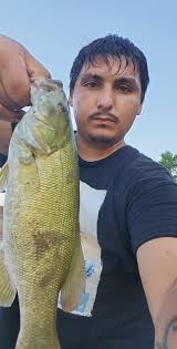 Fishing with Gar Row