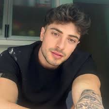 Koon Chang (kunsayslove)