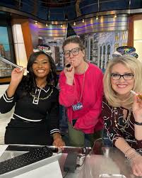 Hally Vogel (@hallyvogel_wx) • Instagram photos and videos