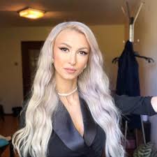 Andreea Balan On Instagram Exista Vocea Inimii Si Vocea Mintii Tu Pe Care O Asculti Romanian Women Women Instagram