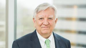 Junior Achievement of Kentuckiana president Debra Hoffer announces  retirement