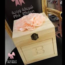 تنسيق هدية مولود حرك الصورة مواليد مواليد بنات مواليد بيبي مواليد جدد مواليد السعادة مولود مولوده مولودة مولود جديد Pink Ribbon Pink Decorative Boxes