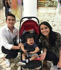 Aktris amanda manopo adalah seorang aktris dan model berkebangsaan indonesia. Pasangan Baru Ini 9 Momen Mesra Amanda Manopo Chris Laurent