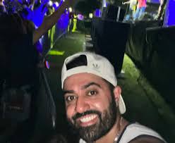 What are some tips and unique ideas for traveling to Mallorca?