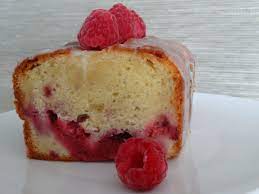 Die crème fraîche unterheben und auf dem teig verteilen. Fruchtecake Mit Creme Fraiche