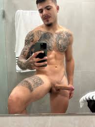 60 fotos de Thomaz costa pelado com sua pica grossa » BANANAS FAMOSAS