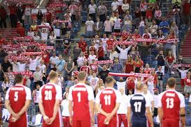 Jun 18, 2021 · japońscy kibice wykupili bilety na 42 procent pojemności obiektów olimpijskich, co oznacza, że dziennie rywalizację będzie mogło śledzić na żywo 225 tys. Tokio 2020 Siatkowka Wyniki Terminarz Program Turnieju Mezczyzn Polacy Walcza O Olimpijski Medal 29 07 Dziennik Polski