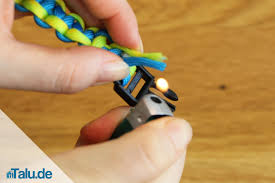 Het wordt ook nog eens gratis naar je opgestuurd. Paracord Armband Selber Machen Diy Anleitung Zum Flechten Talu De