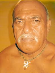 Iconic 70s hairstyles photos — Glass