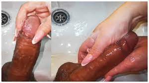 Dick Bath - Cleaning, Polishing and Washing Big Fat Cock - Pornhub.com