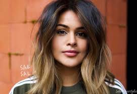 Shoulder length hair has always been underrated. 29 Best Medium Length Hairstyles For Thick Hair In 2021