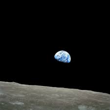 40 Of The Most Powerful Photographs Ever Taken Earth From Space Powerful Pictures Powerful Photos