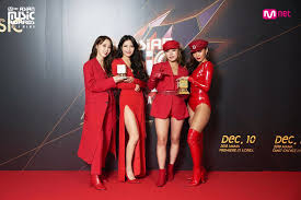 Whether you're looking to produce tv and film, music, theater or events, starting your own entertainment prod. Veteran Singer Kim Hyun Chul Reveals What Working With Mamamoo S Hwasa And Wheein Is Like Koreaboo