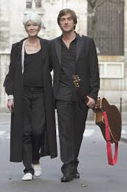 Rendezvous with jacques dutronc with family in corsica. Thomas Dutronc Evoque La Sante De Sa Mere Francoise H Tele Star