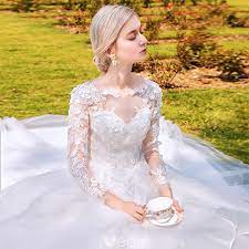 De verhoogde sterfte viel samen met de griepepidemie die plaatsvond van week 50 2017 tot en met week. Schone Garten Im Freien Weiss Brautkleider 2017 Ballkleid Durchbohrt Rundhalsausschnitt Lange Armel Ruckenfreies Applikationen Blumen Mit