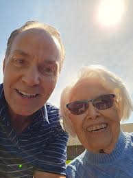 Robert Holzhauer (@robertholzhauer) • Instagram photos and videos