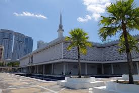 Free admission to exhibition gallery. Kuala Lumpur Wo Sich Moderne Und Tradition Treffen Travelbites