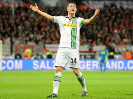 Granit xhaka has played down the idea that he could leave arsenal to return to borussia monchengladbach, insisting to rp online that he is very happy with the gunners. Borussia Monchengladbach On Granit Xhaka Sale Goal Com