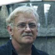 Elizabeth Bricker's Instagram, Twitter & Facebook