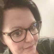 Clare Porter's Instagram, Twitter & Facebook