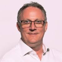 Jason Lang's Instagram, Twitter & Facebook